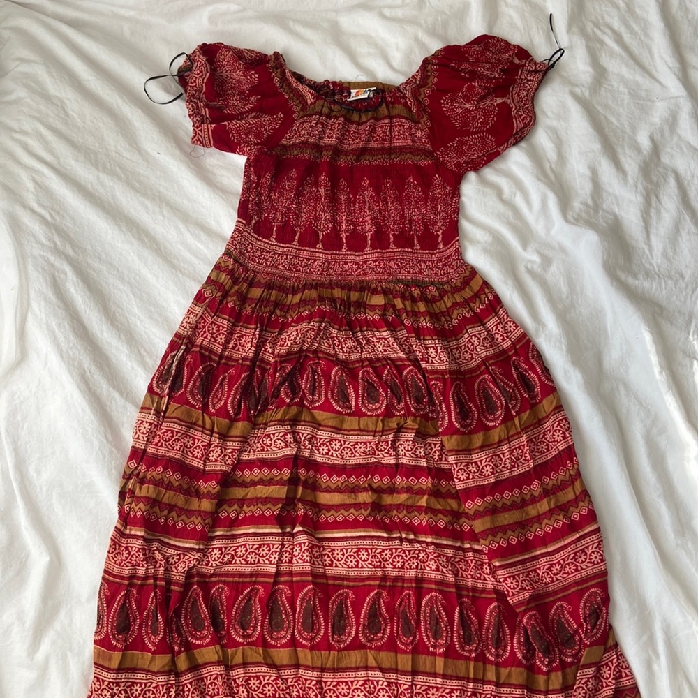 beautiful red dress🍷